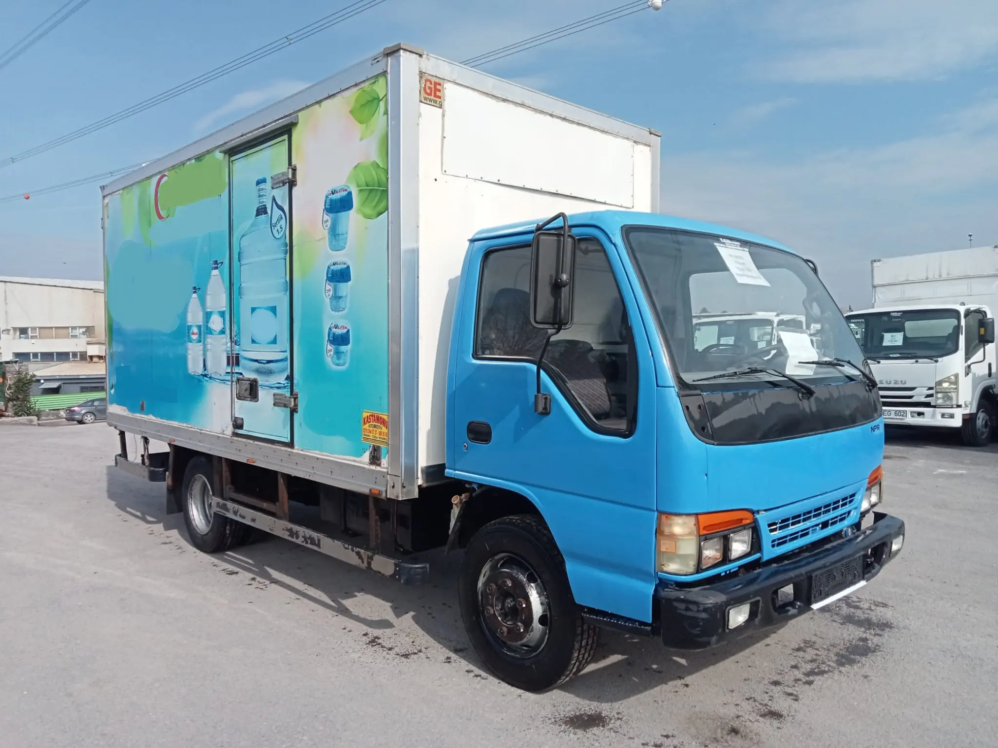 Isuzu Npr / Kamyon