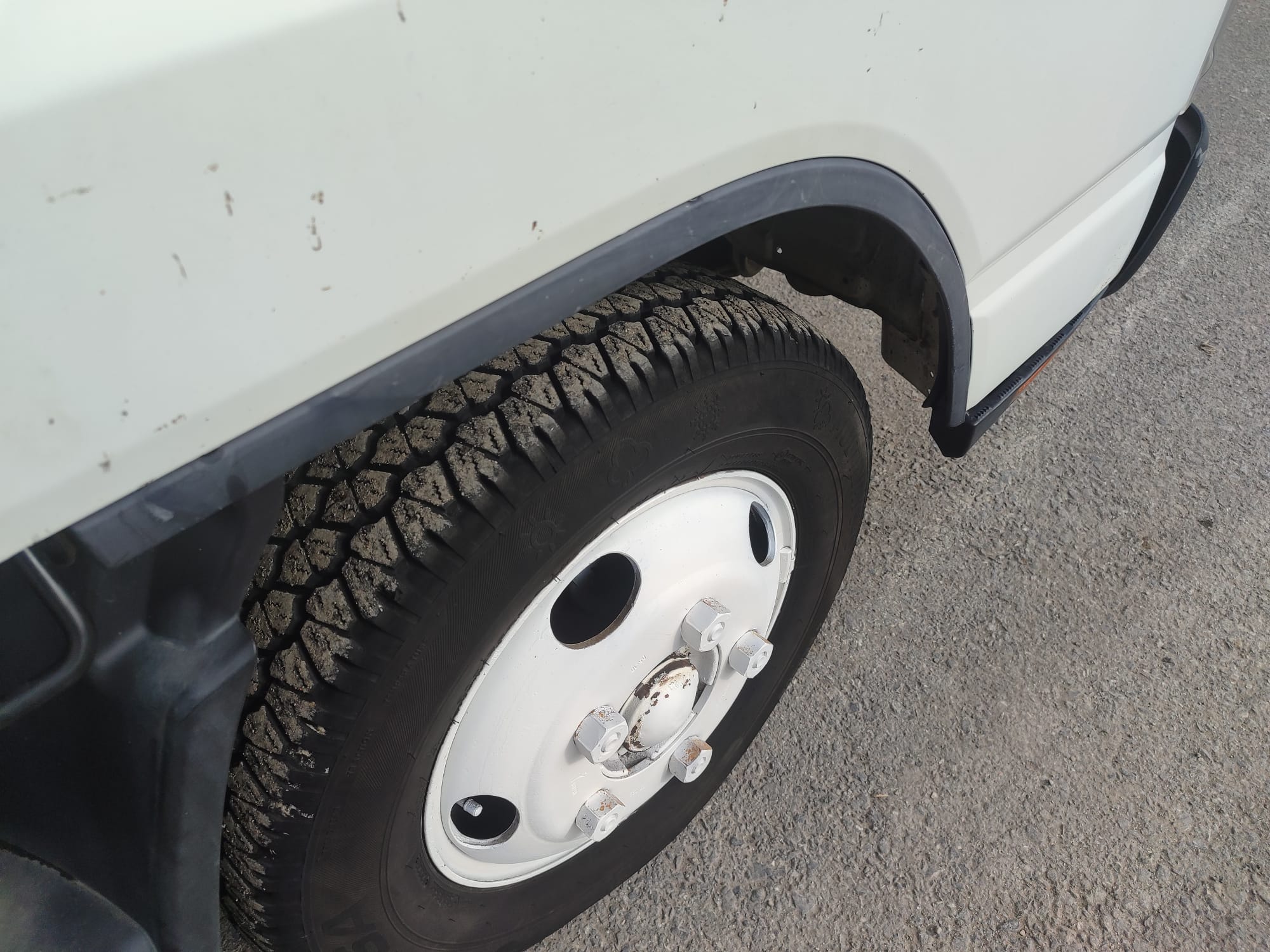 Mitusbishi FE 730 / Kamyonet