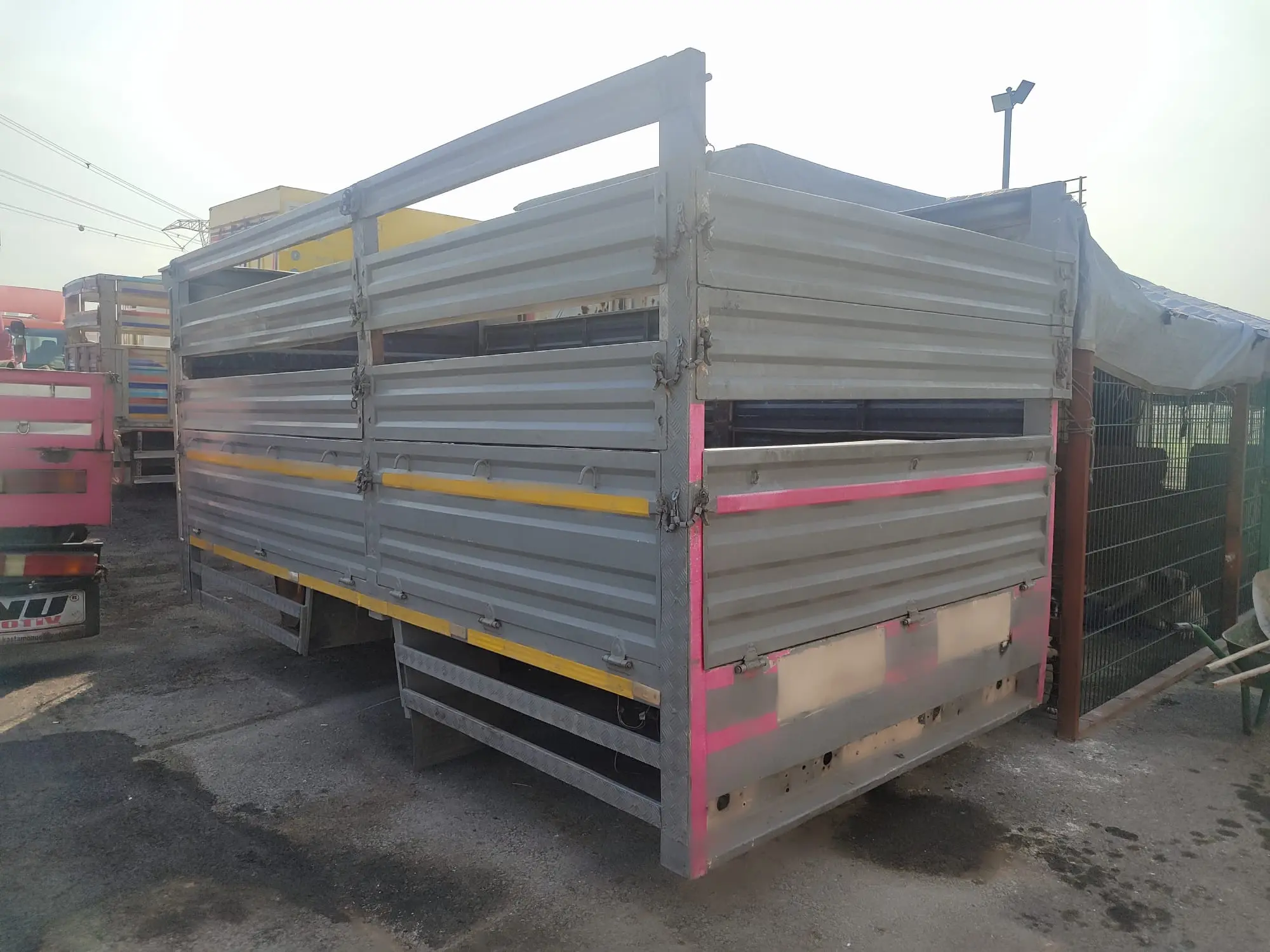 Açık Sac Kasa ( İveco Daily )