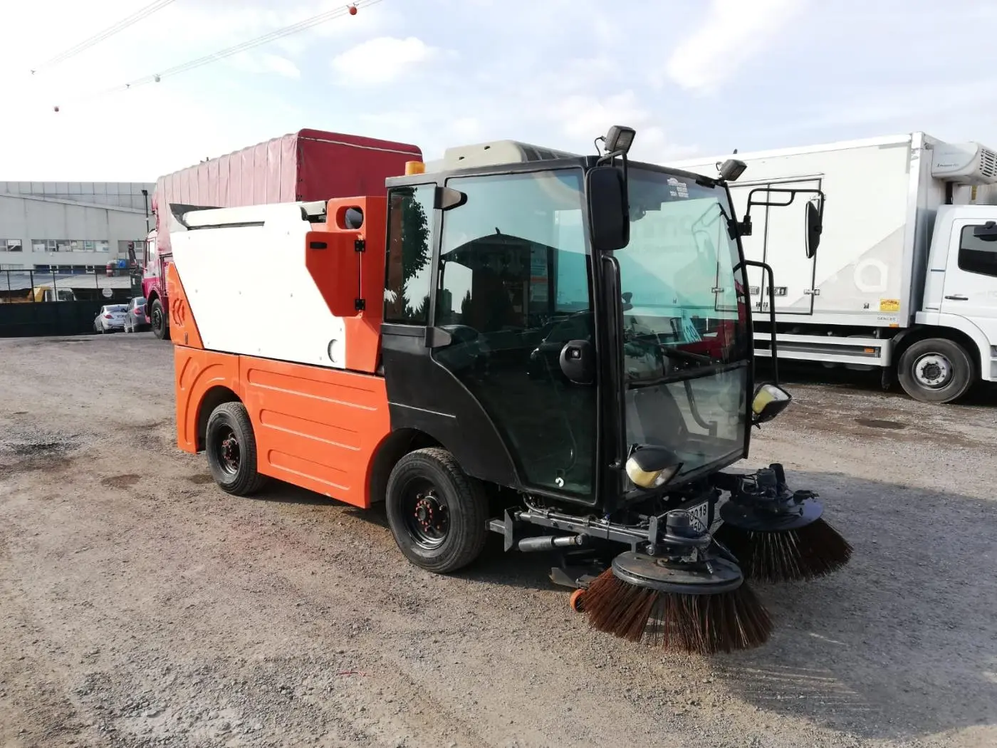 Aga 2500 Vakumlu Yol Süpürme