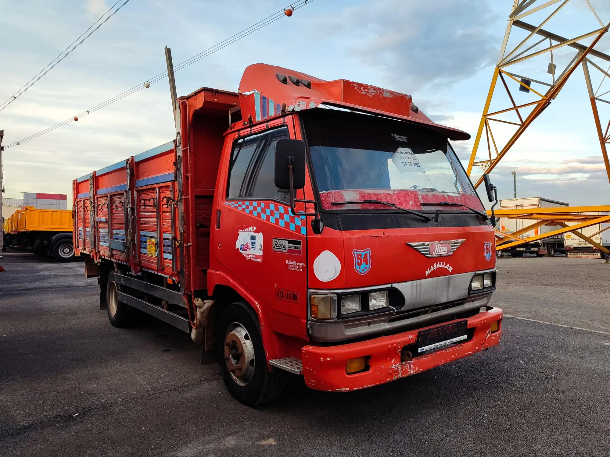 Hino 112-SA / Kamyon