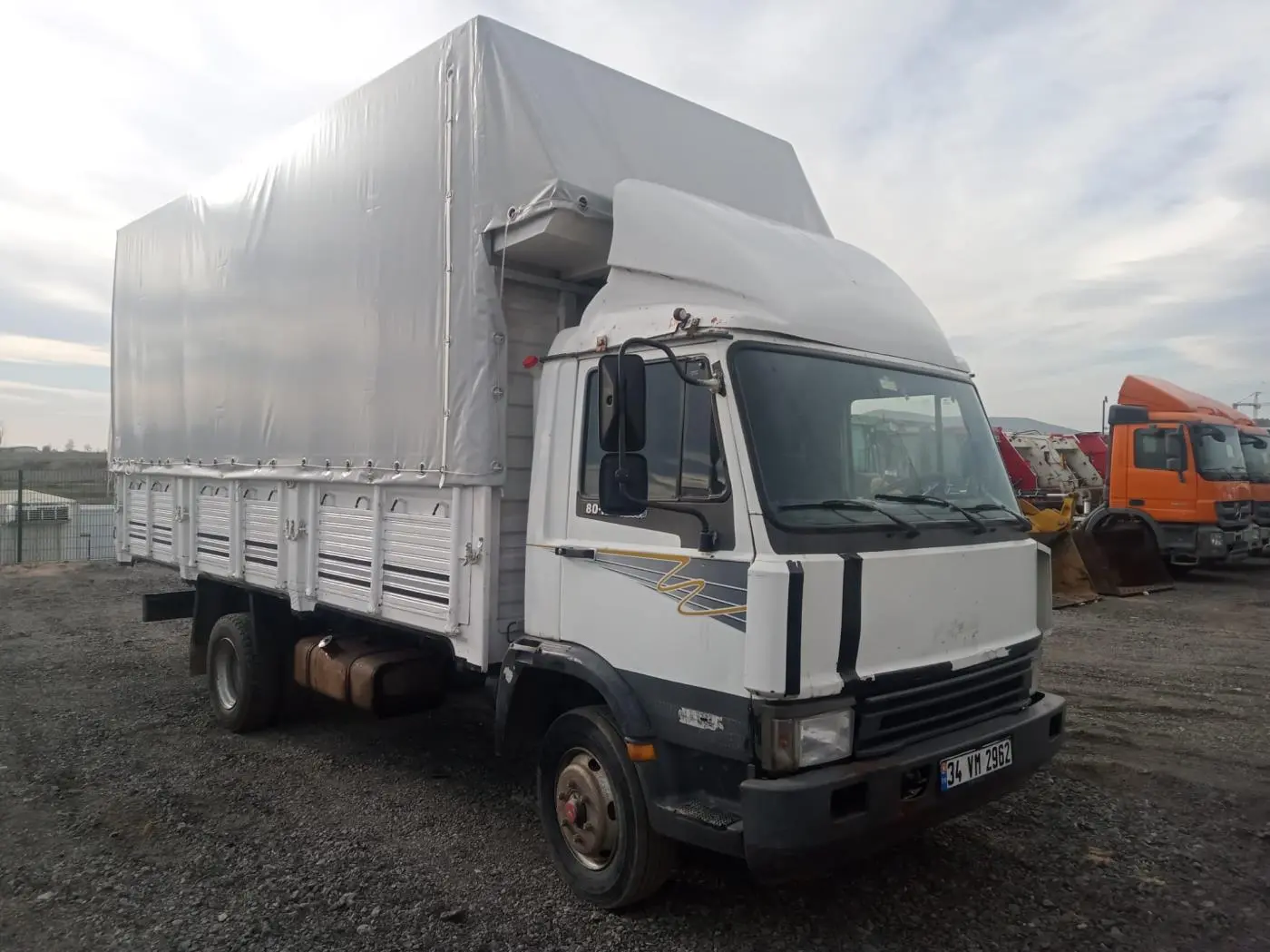 İveco 80-12 / Kamyon