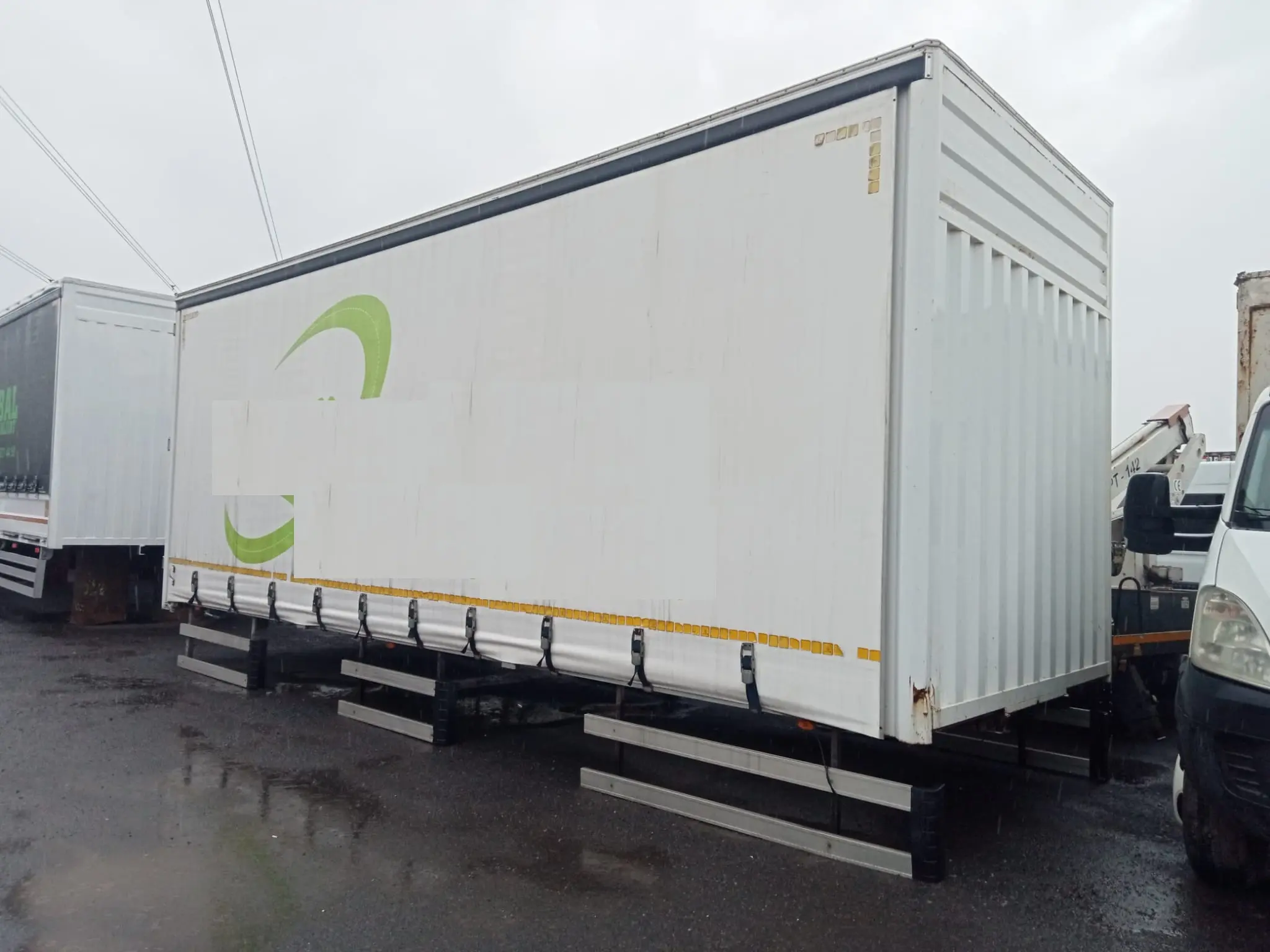 Kayar Perdeli Kasa ( Römork )