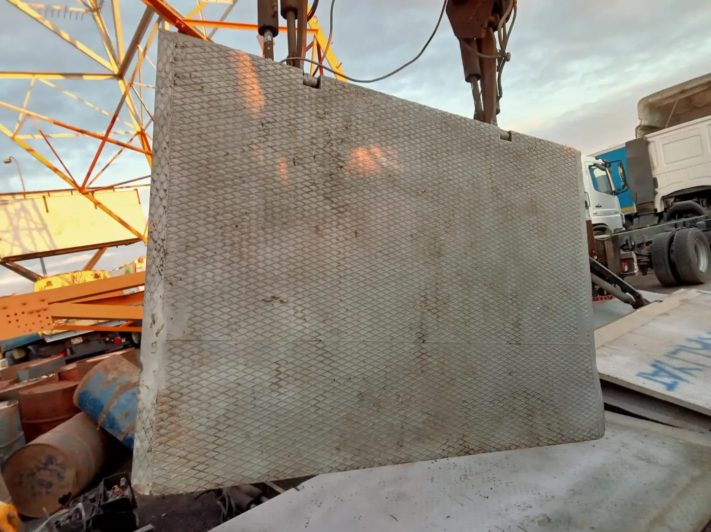 Lift-9 / 24V Demir (Man)