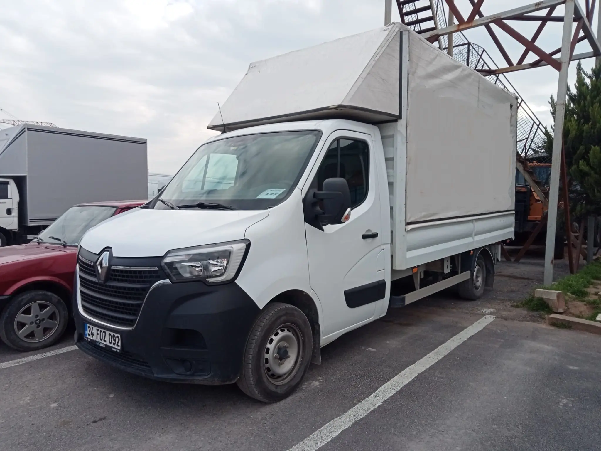 Renault Master / Kamyonet