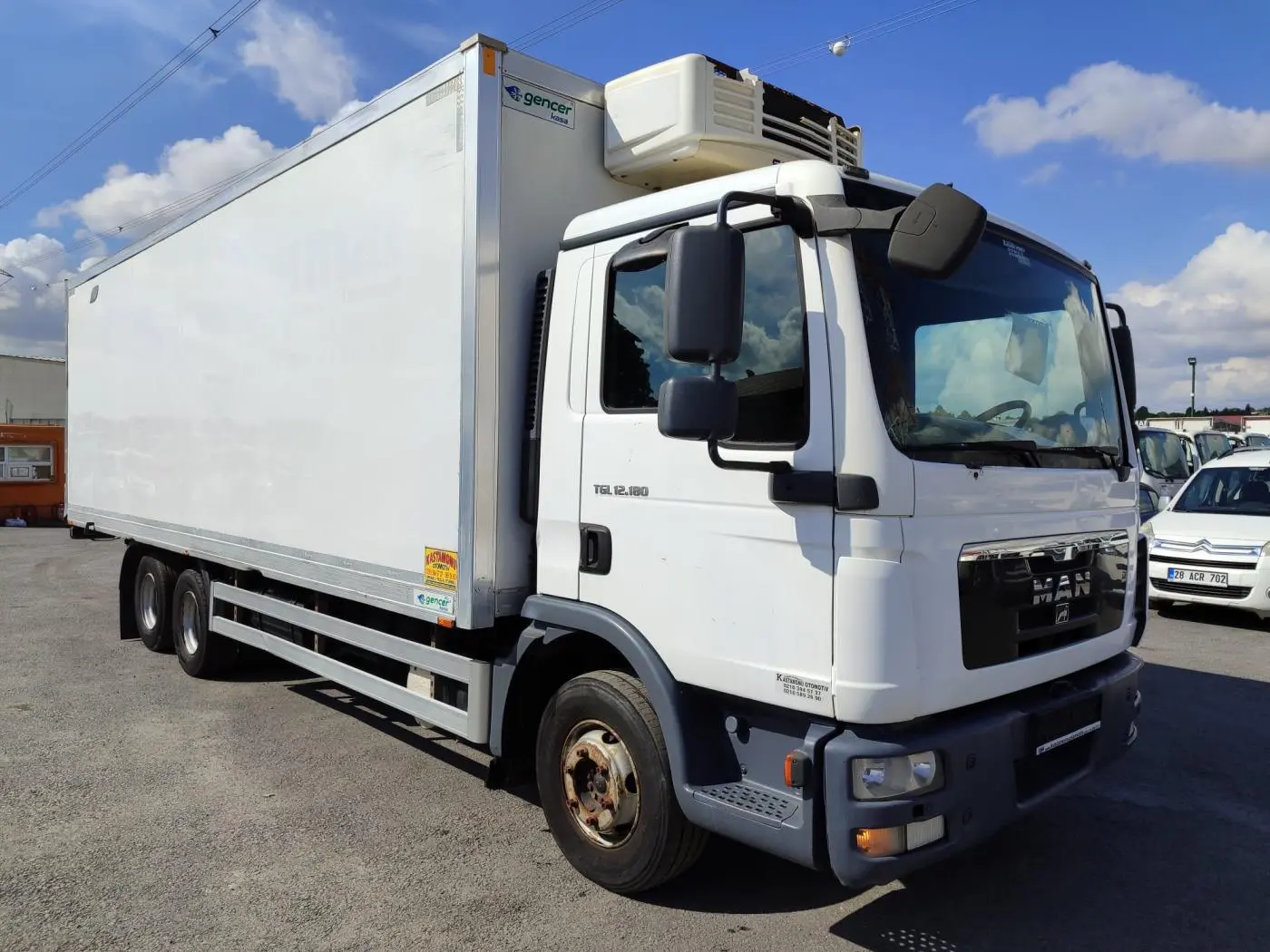 TGL 12.180 / Kamyon